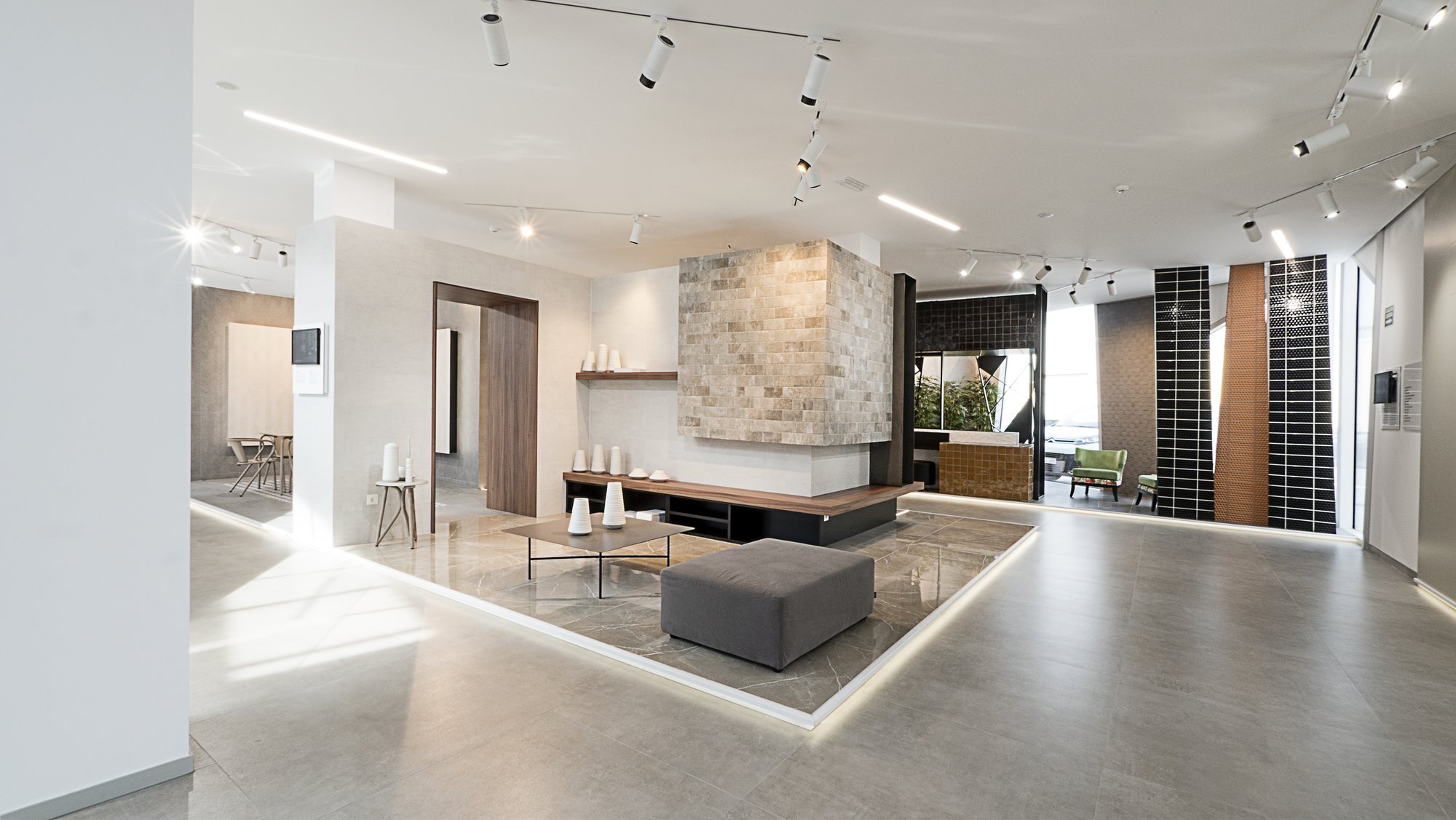 Ambientes sobre tarima con LED
