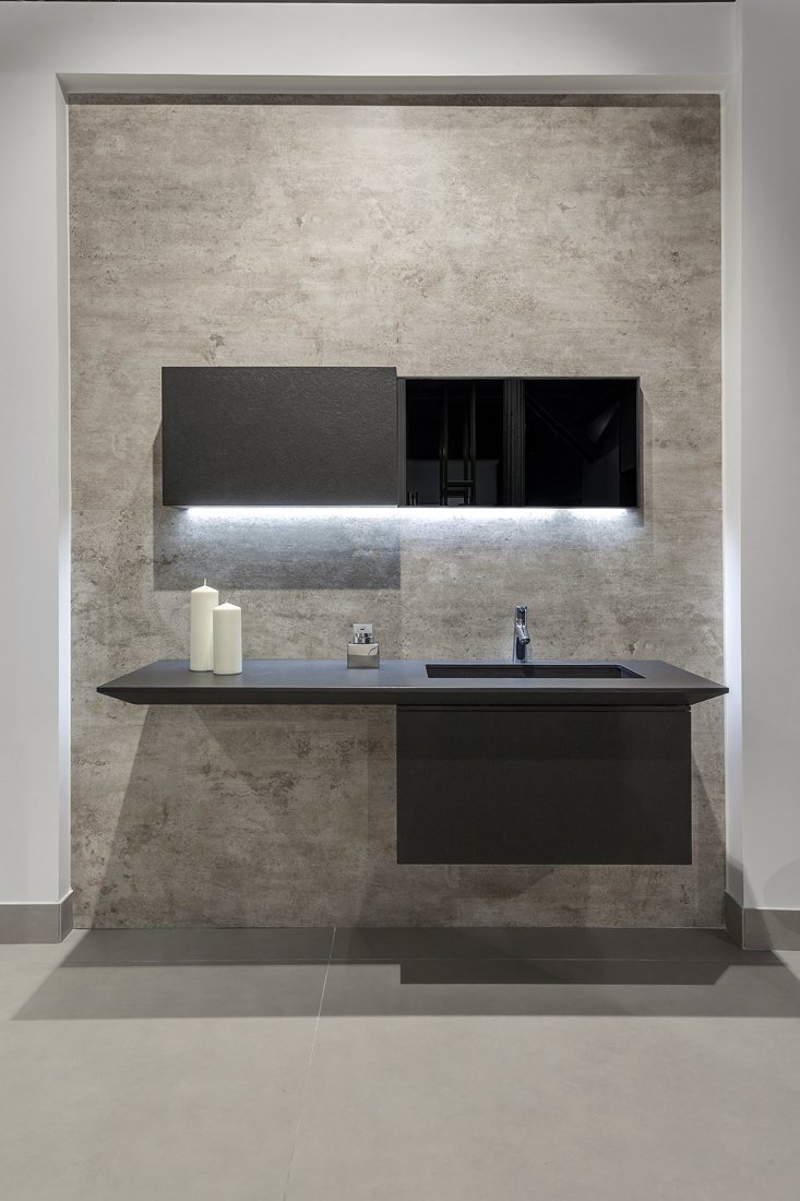 Mueble de baño y espejo